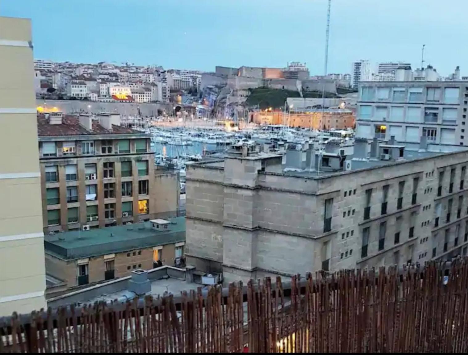 Le Perchoir Du Panier Apartment Marseille Luaran gambar