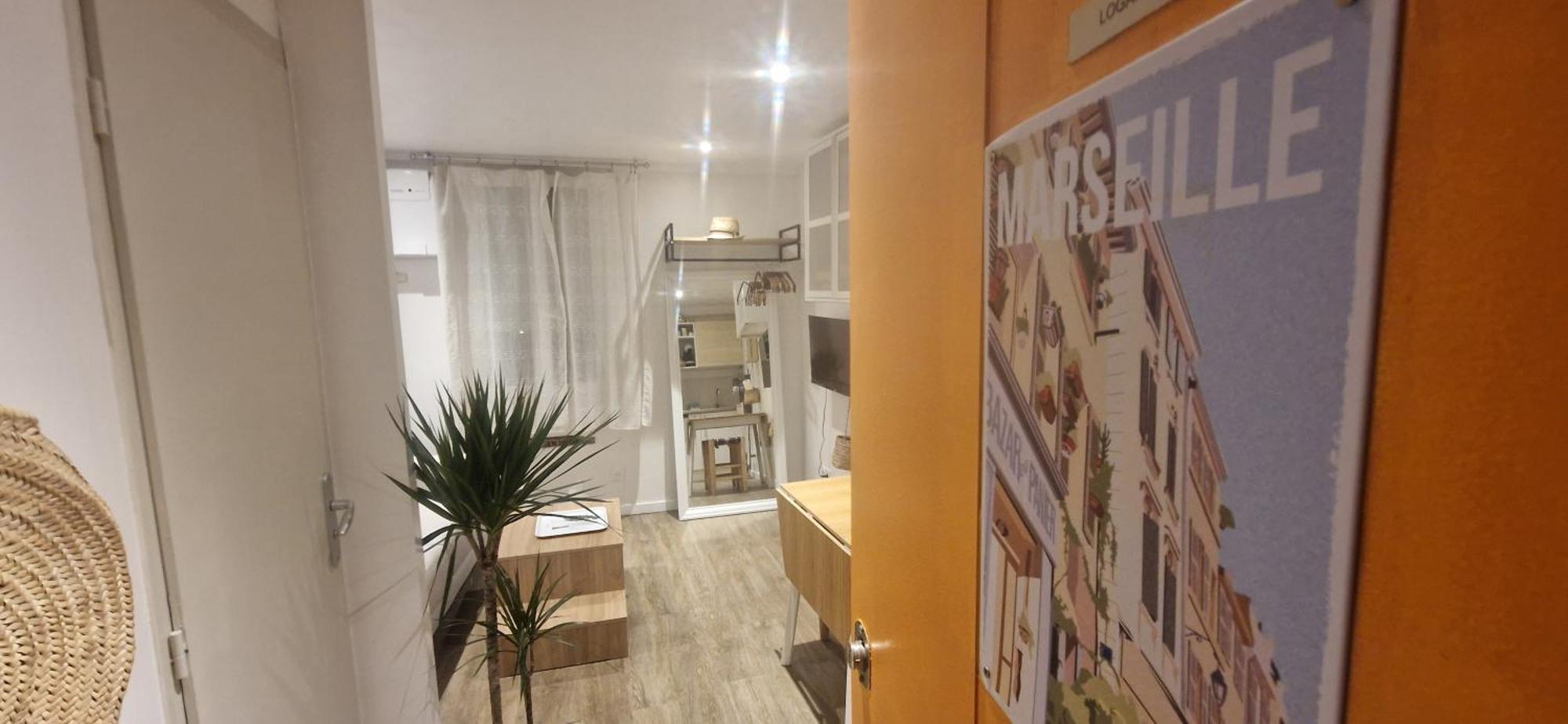 Le Perchoir Du Panier Apartment Marseille Luaran gambar