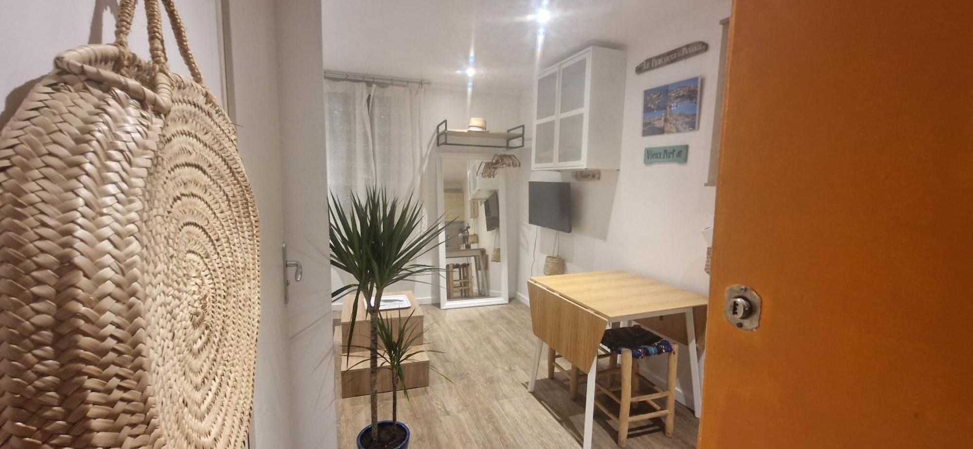 Le Perchoir Du Panier Apartment Marseille Luaran gambar